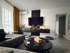 Ozana, apartament de 3 camere, luminos, vedere deschisa